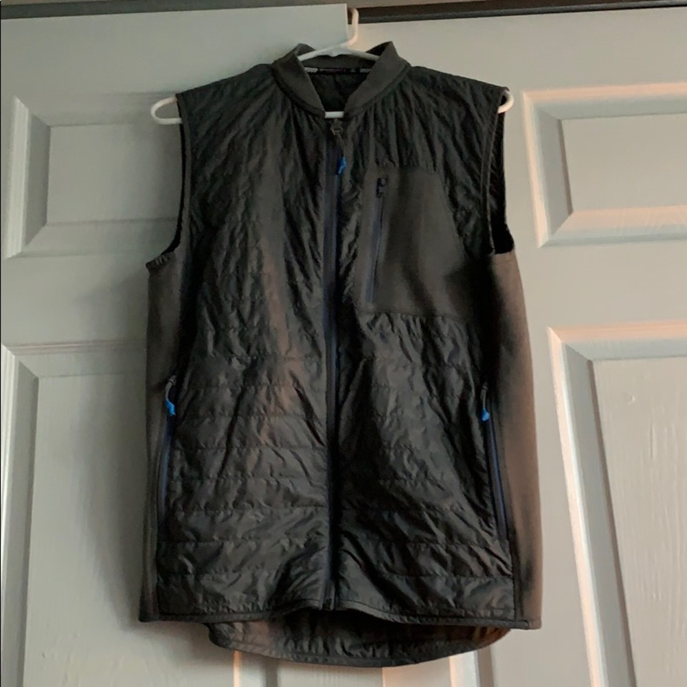 Gray Southern Tide Vest, Small